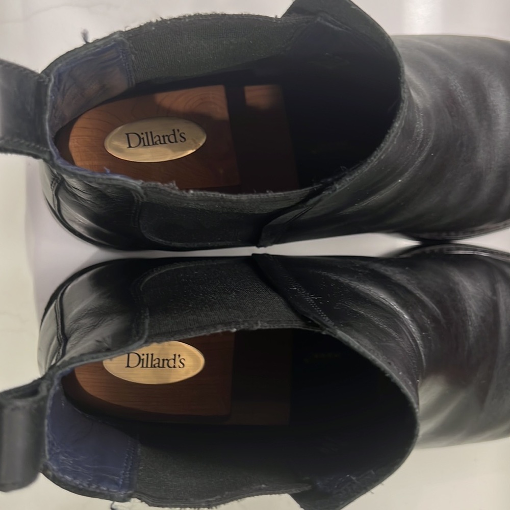 Nice Cole Haan boots. - Picture 3 of 5